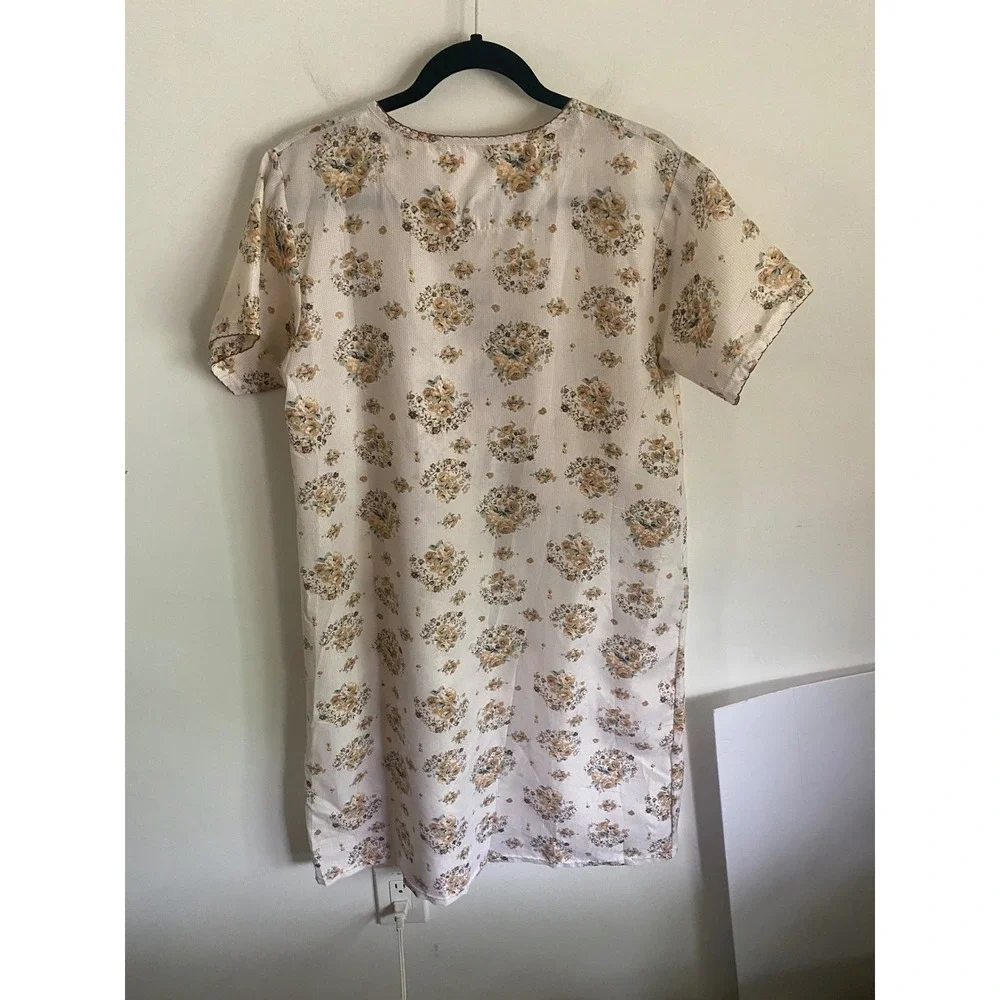 Nines Women Large Floral Button Front House Dress Cream Tan Lace‎ Trim PJ6009